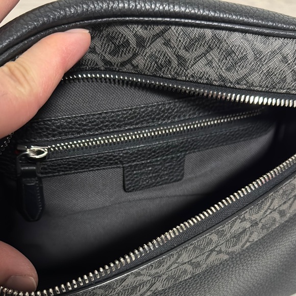 Salvatore Ferragamo Belt Bag - Picture 2 of 9